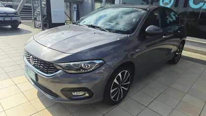 Grigio Usata 2019 Fiat Tipo Lounge Tre volumi | 9500 € (Buon prezzo)