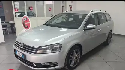 Usata VW Passat Highline 140 CV (102 kW) 2014 Grigio Berlina