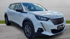 Bianco madre perla Usata 2022 Peugeot e-2008 Allure SUV | 18.200 € (Buon prezzo)