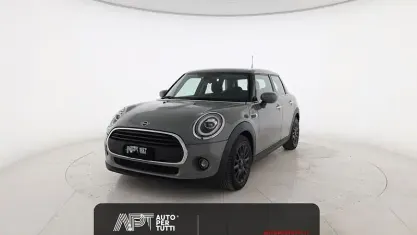 Usata Mini ONE 75 CV (55 kW) 2020 Grigio scuro Utilitaria