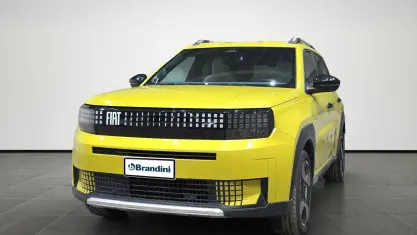 Usata Fiat Grande Panda La Prima 52 kW (72 CV) 2025 Giallo limone Utilitaria