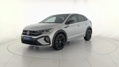 Usata VW Taigo R-line 150 CV (110 kW) 2022 Reflex silver metallizzato nero SUV