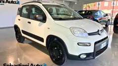 Bianco Usata 2017 Fiat Panda 4x4 Due volumi | 10.990 € (Buon prezzo)