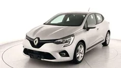 Grigio Usata 2022 Renault Clio V Zen Tre volumi | 13.200 € (Ottimo prezzo)