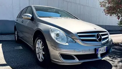 Usata Mercedes R320 227 CV (166 kW) 2008 Monovolume