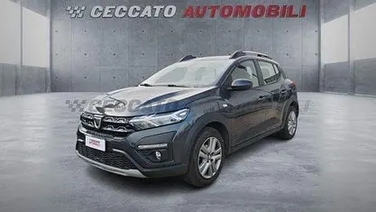Grigio Usata 2021 Dacia Sandero Comfort Tre volumi | 11.739 € (Buon prezzo)