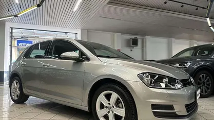 Usata VW Golf VII Comfortline 85 CV (62 kW) 2013 Berlina