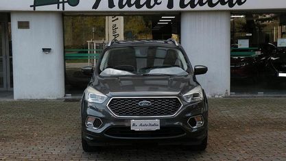 Usado Ford Kuga Vignale 180 HP (132 kW) 2018 Cinzento SUV