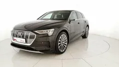 Nero Usata 2020 Audi e-tron Comfort SUV | 43.900 € (Buon prezzo)