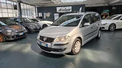 Usata 2010 VW Touran Highline Monovolume | 3990 € (Ottimo prezzo)