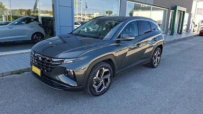 Grigio Usata 2021 Hyundai Tucson SUV | 24.500 € (Buon prezzo)