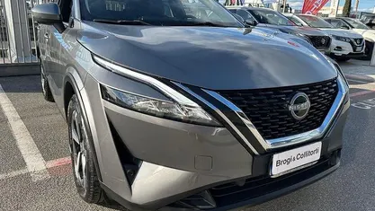 Usata Nissan Qashqai N-Connecta 140 CV (102 kW) 2023 Grigio scuro SUV