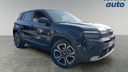 Occasion Jeep Avenger Summit 101 PK (74 kW) 2023 Zwart SUV