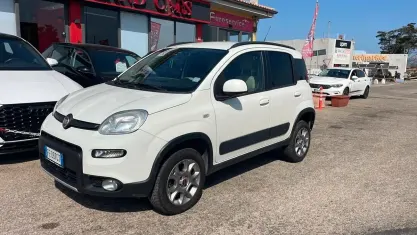 Usata Fiat Panda 4x4 95 CV (69 kW) 2016 Bianco Utilitaria