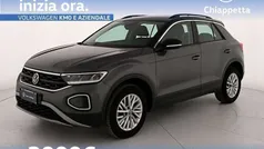 Indium grey metallizzato nero Usata 2023 VW T-Roc Life SUV | 30.900 € (Buon prezzo)