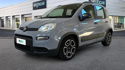 Usata 2022 Fiat Panda City Life Due volumi | 9950 € (Buon prezzo)