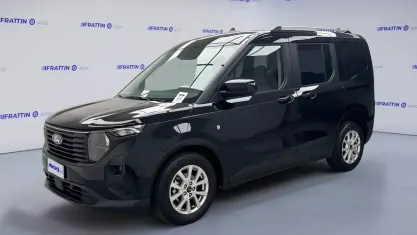 Usata Ford Tourneo Courier Titanium 125 CV (91 kW) 2024 Bianco Monovolume