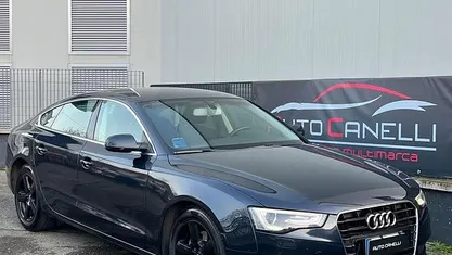 Blu Usata 2011 Audi A5 Advanced Tre volumi | 9950 € (Buon prezzo)