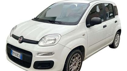 Usata Fiat Panda Lounge 69 CV (50 kW) 2017 Bianco Utilitaria