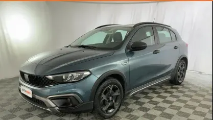 Usata Fiat Tipo Cross 95 CV (69 kW) 2021 Blu Berlina