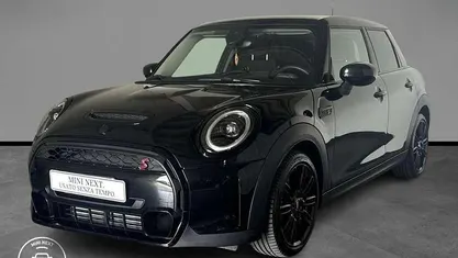 Nero Usata 2024 Mini Cooper S Due volumi | 28.900 € (Buon prezzo)