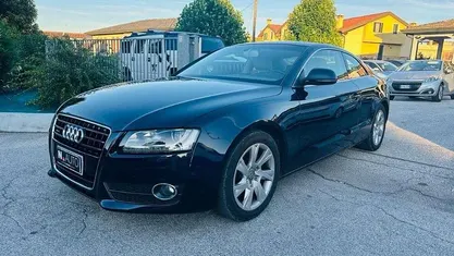 Usata 2008 Audi A5 Ambiente Coupé | 8900 € (Buon prezzo)