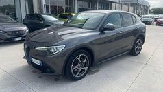 Grigio scuro Usata 2022 Alfa Romeo Stelvio SUV | 25.900 € (Ottimo prezzo)
