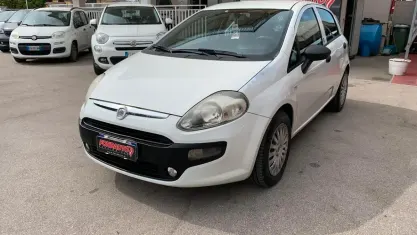 Usata Fiat Punto Evo Active 75 CV (55 kW) 2011 Bianco Utilitaria