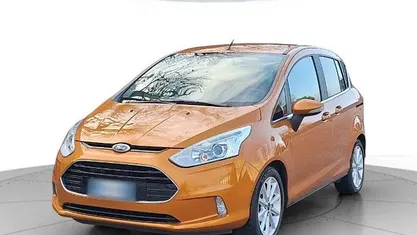 Nearancione met. Usata 2017 Ford B-MAX Titanium Monovolume | 9200 € (Buon prezzo)