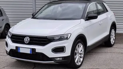 Usata VW T-Roc Advance 150 CV (110 kW) 2019 Bianco pastello SUV