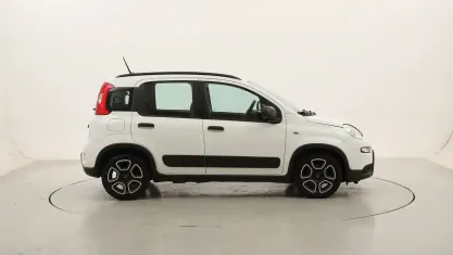 Usata Fiat Panda City Life 70 CV (51 kW) 2022 Biancobianco Utilitaria
