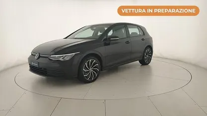 Usata 2021 VW Golf Life Tre volumi | 19.900 € (Buon prezzo)