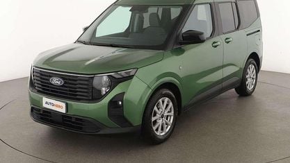 Käytetty Ford Tourneo Courier Titanium 125 HP (91 kW) 2024 Vihreä Tila-auto