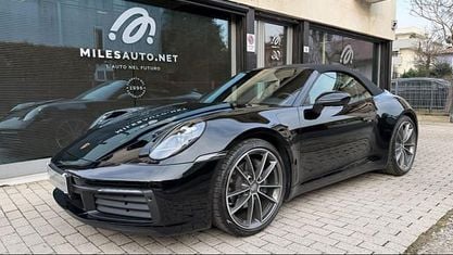 Usata Porsche 911 Carrera Cabriolet 385 CV (283 kW) 2024 Nero Cabrio