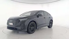 Musta Käytetty 2024 Audi Q4 Sportback e-tron S-Line Katumaasturi | 47.500 € (Perustarjous)