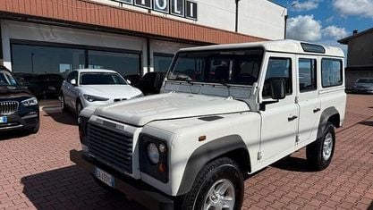 Usata Land Rover Defender SE 122 CV (89 kW) 2006 Bianco Station wagon