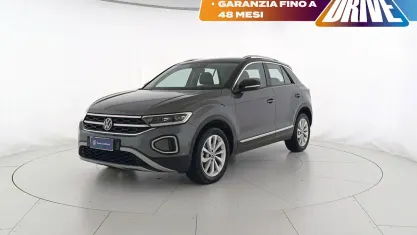 Usata VW T-Roc Style 116 CV (85 kW) 2025 Gray SUV