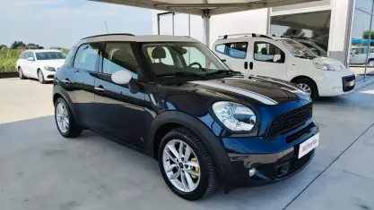 Usata Mini Cooper SD Countryman 143 CV (105 kW) 2013 Blu SUV