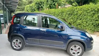 Usata Fiat Panda Cross Cross 85 CV (62 kW) 2014 Blu Utilitaria