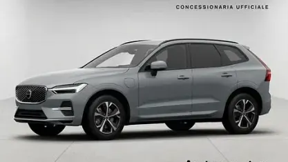 Nuova Volvo XC60 Core 179 CV (131 kW) 2026 Grigio SUV