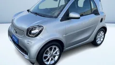 Argento metallizzato Usata 2019 Smart ForTwo Electric Drive Passion Tre volumi | 12.400 € (Buon prezzo)
