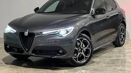 Usata 2022 Alfa Romeo Stelvio Veloce SUV | 48.900 €
