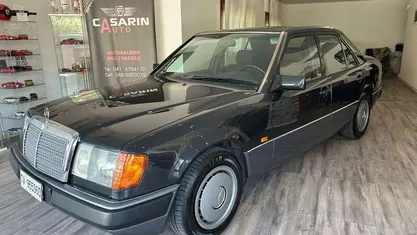 Usata Mercedes E200 122 CV (89 kW) 1992 Berlina