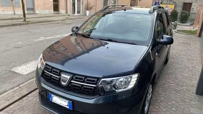 Usata Dacia Logan Comfort 75 CV (55 kW) 2019 Gray Station wagon
