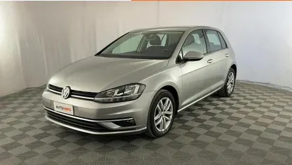 Usata VW Golf VII Business 116 CV (85 kW) 2017 Argento Berlina