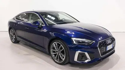 Usata Audi A5 S-Line 204 CV (150 kW) 2023 Blu Berlina