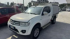 Bianco Usata 2014 Mitsubishi L200 Intense+ Pick-up | 5500 €