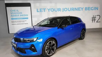 Usata Opel Astra Ultimate 114 kW (156 CV) 2023 Berlina