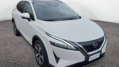 Usata Nissan Qashqai N-Connecta 158 CV (116 kW) 2023 Bianco SUV