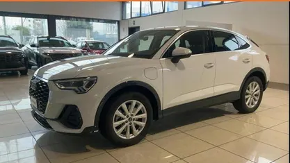 Usata Audi Q3 150 CV (110 kW) 2022 Bianco SUV